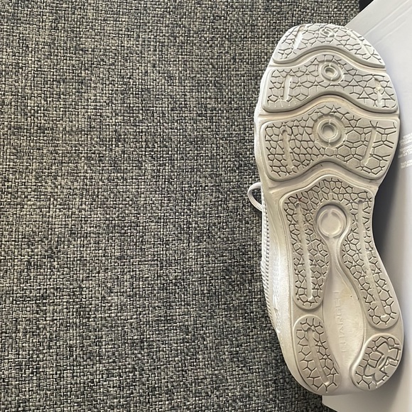 Under armour charged. Worn but in good condition - Picture 4 of 4